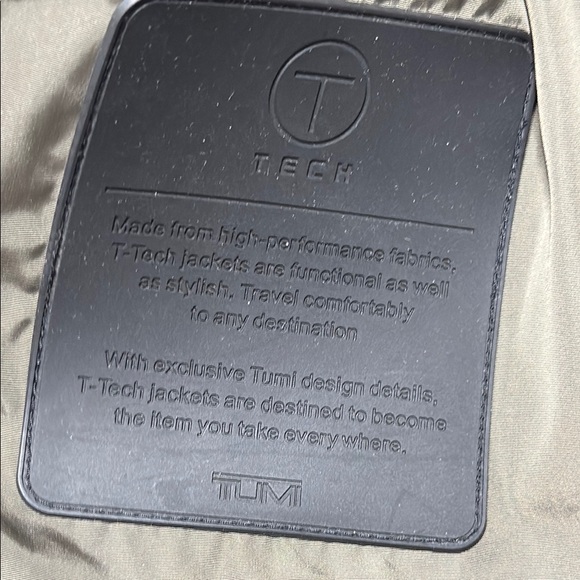 TUM Tech Men’s Jacket in Olive - Picture 4 of 8